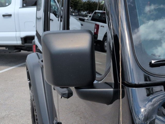 Used 2022 Jeep Wrangler Unlimited Sport AWD/4WD image 12