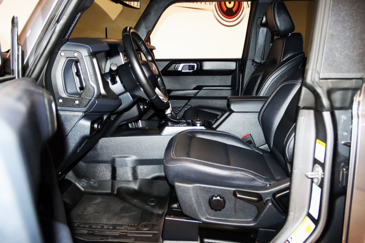 Used 2025 Ford Bronco Badlands AWD/4WD image 36