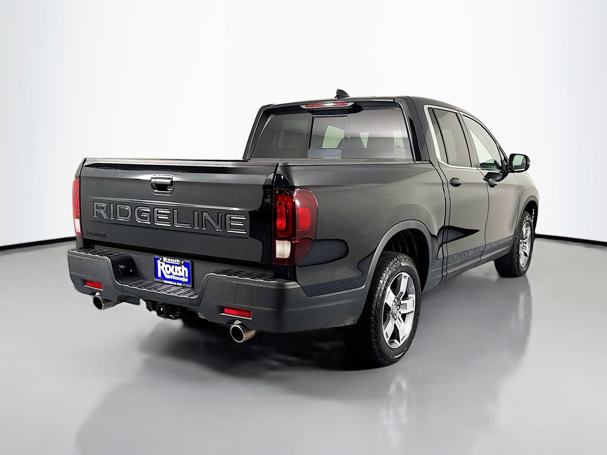 Certified 2025 Honda Ridgeline RTL image 5