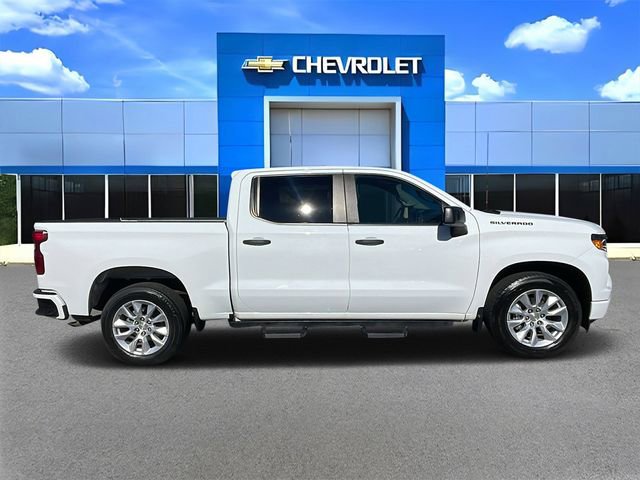 Used 2023 Chevrolet Silverado 1500 Custom w/ LPO, Dark Essentials Package image 2