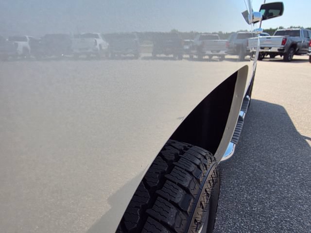 Used 2015 Chevrolet Silverado 1500 LTZ w/ LTZ Plus Package AWD/4WD image 11