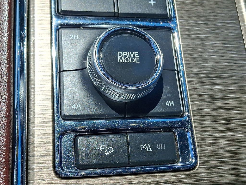 Used 2024 Ford Expedition Max Limited AWD/4WD image 26