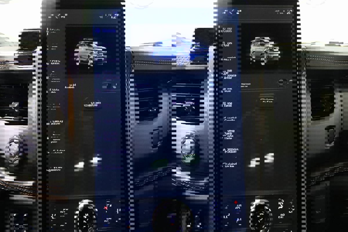 Used 2023 Ford Expedition Max Platinum image 52