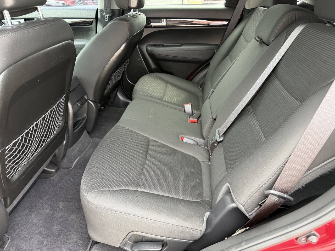 Used 2015 Kia Sorento LX FWD image 16