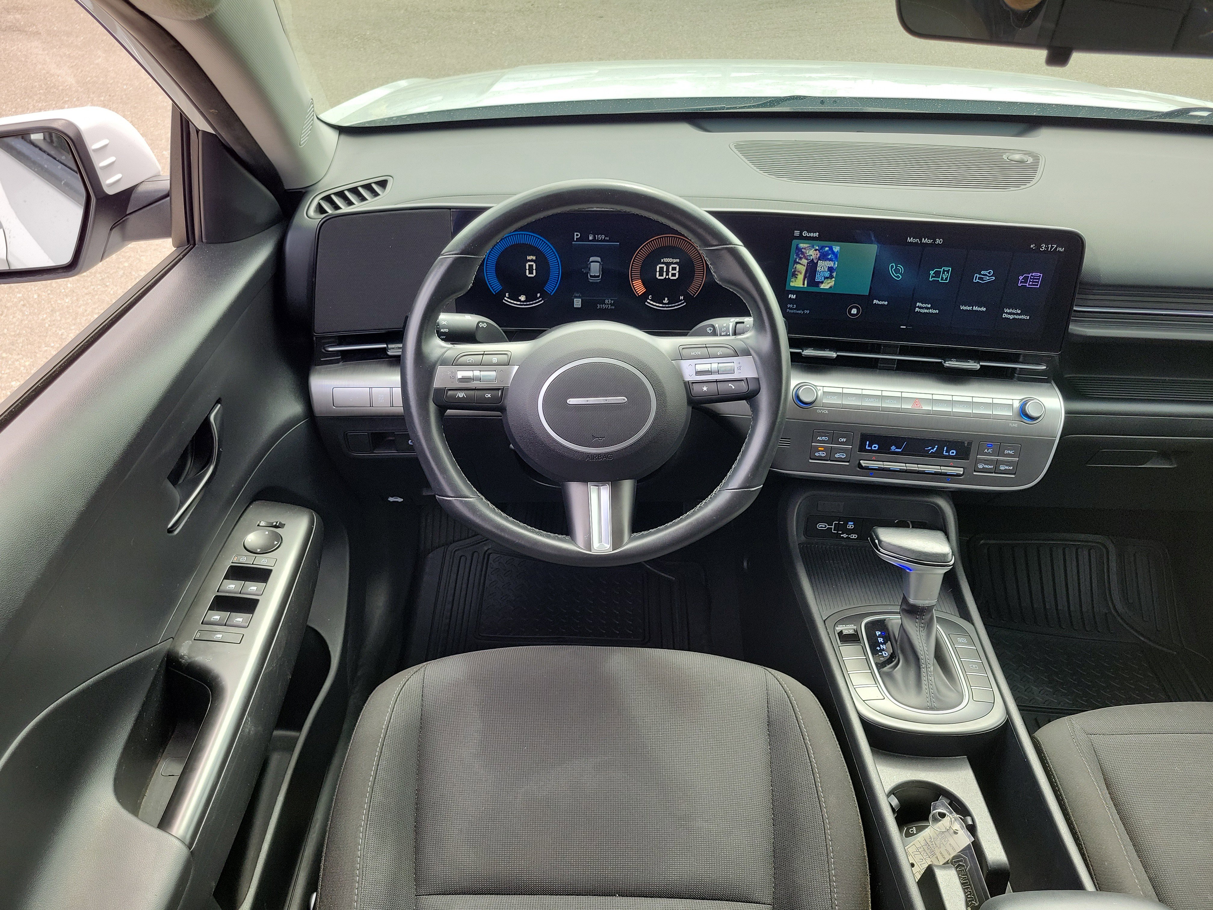 Used 2024 Hyundai Kona SEL image 16