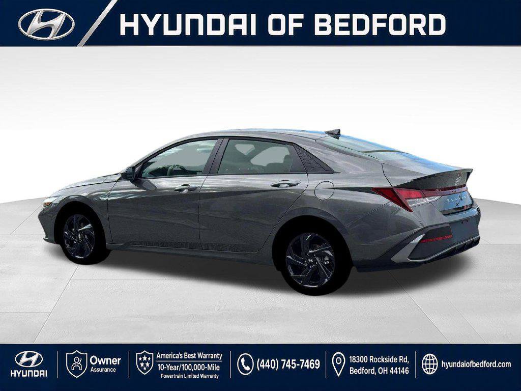 New 2026 Hyundai Elantra Sport FWD image 5