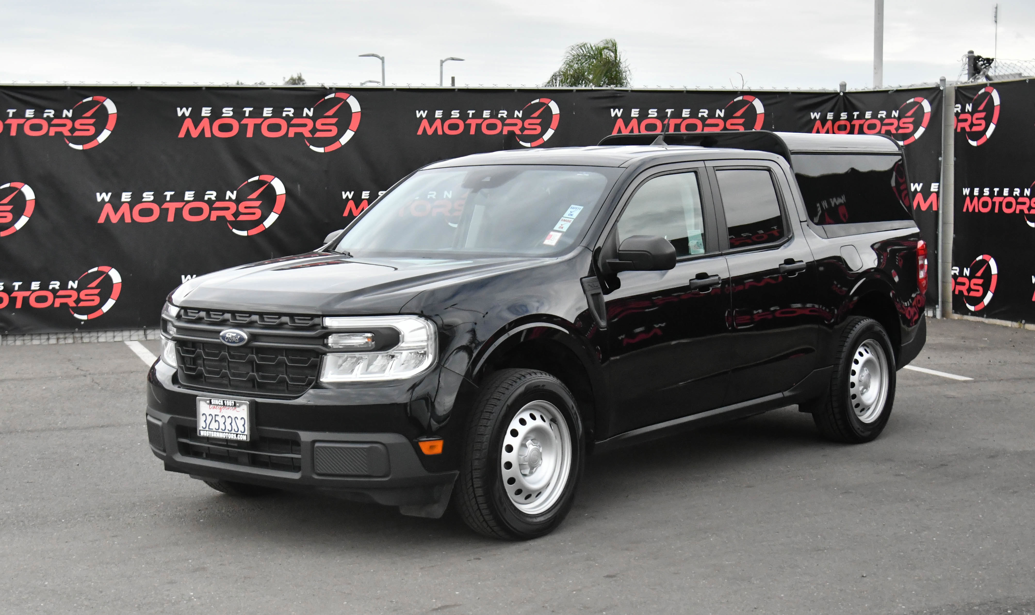 Used 2022 Ford Maverick XL FWD image 3