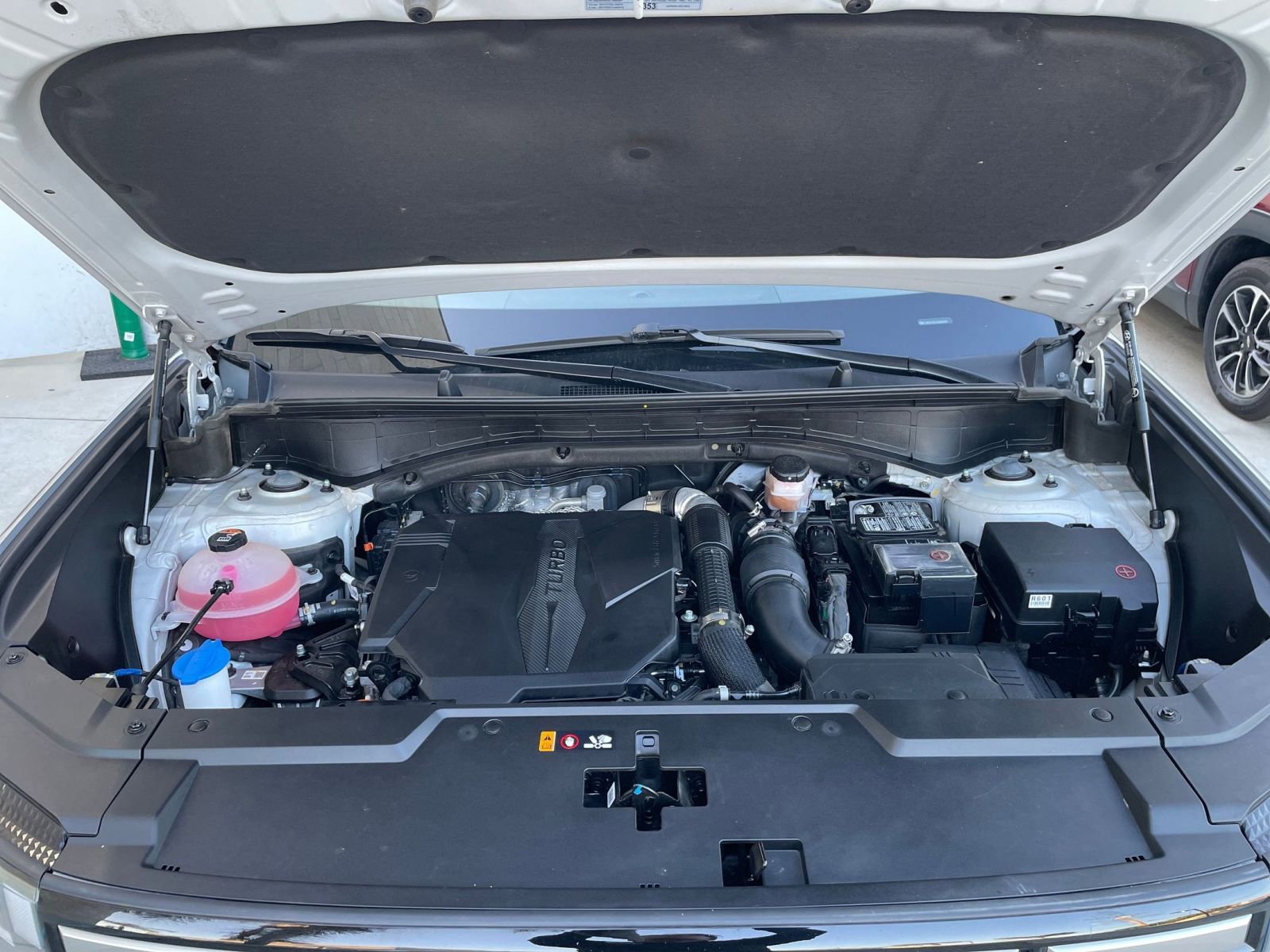 Used 2025 Hyundai Santa Fe SEL image 34