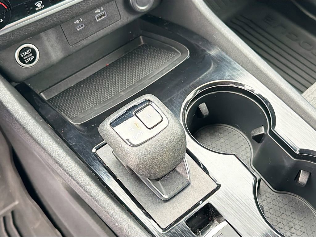 Used 2021 Nissan Rogue SV image 16