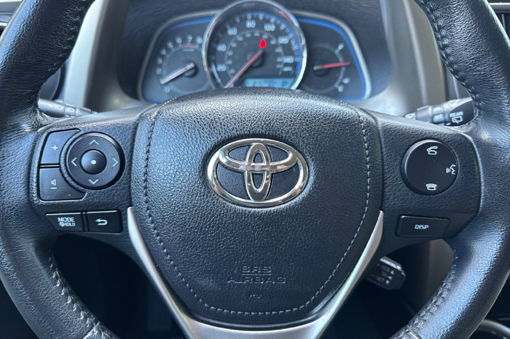 Used 2014 Toyota RAV4 Limited w/ Technology Package FWD image 23