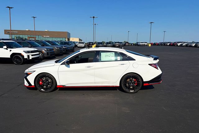 New 2026 Hyundai Elantra N FWD image 4