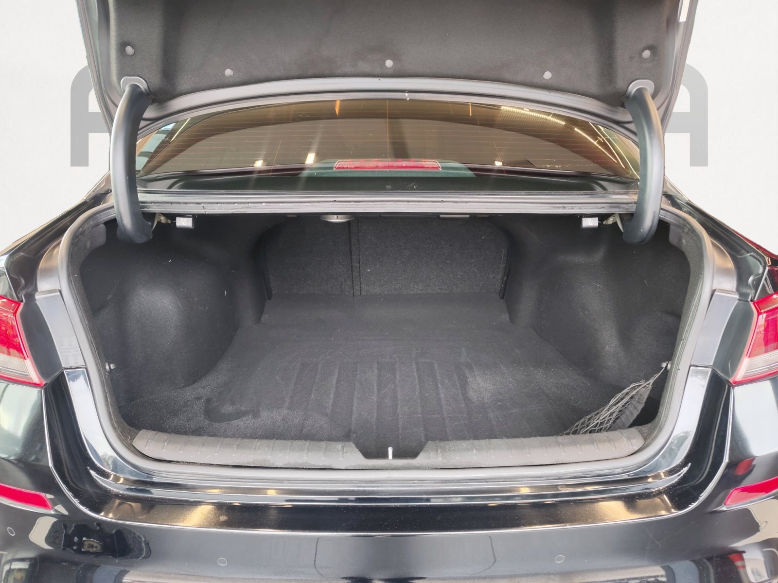 Used 2019 Kia Optima SX FWD image 13