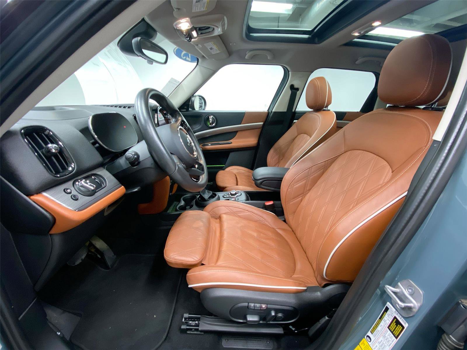 Used 2023 MINI Cooper Countryman SE w/ Storage Package image 17