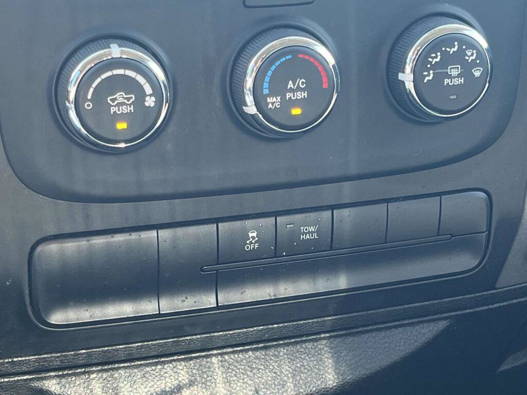 Used 2019 RAM 1500 Tradesman w/ Chrome Appearance Group RWD image 24