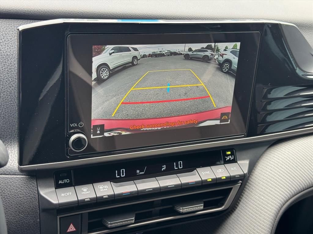 Used 2026 Toyota Camry SE FWD image 23