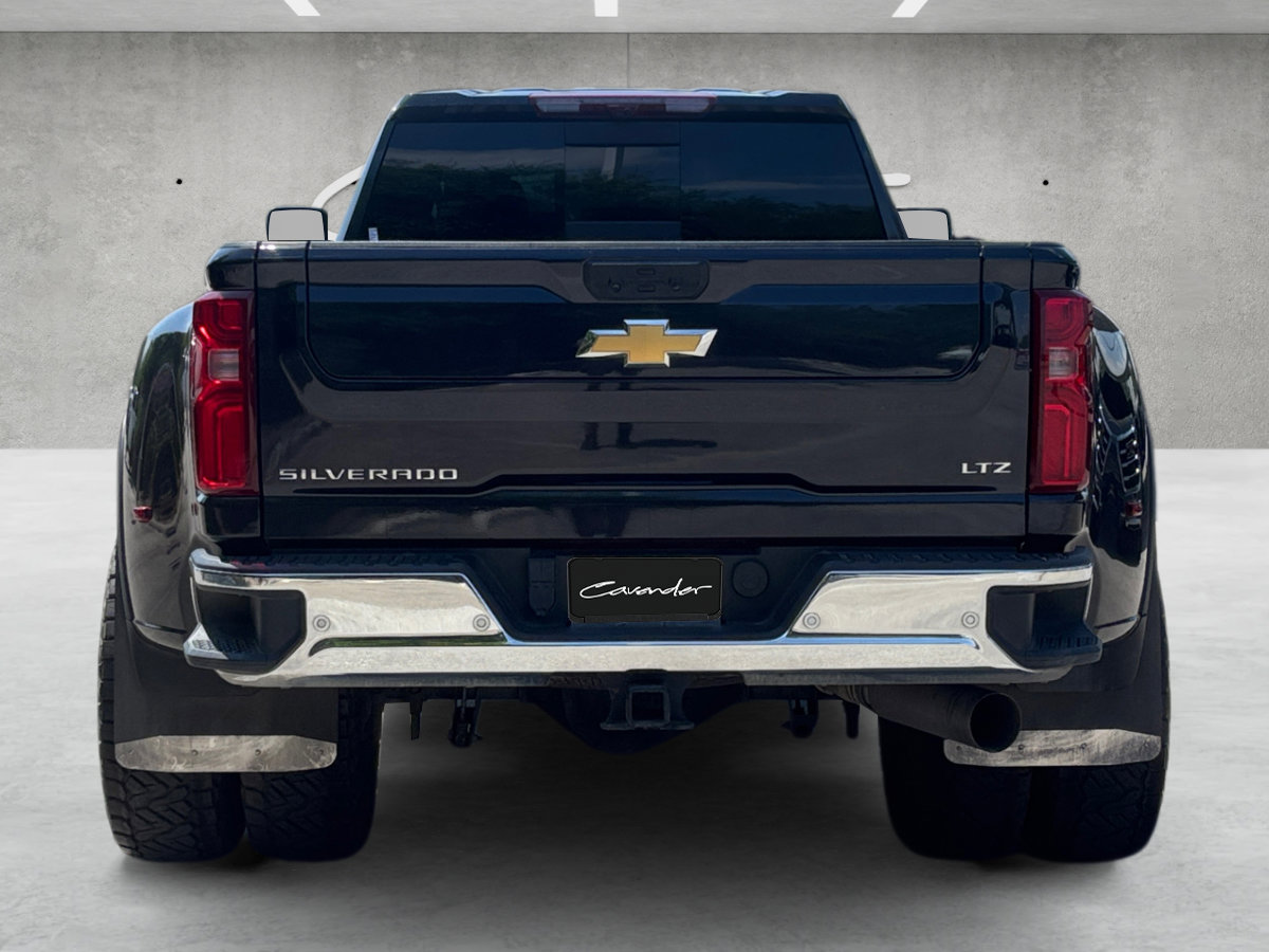 Used 2024 Chevrolet Silverado 3500 LTZ w/ LTZ Plus Package image 17