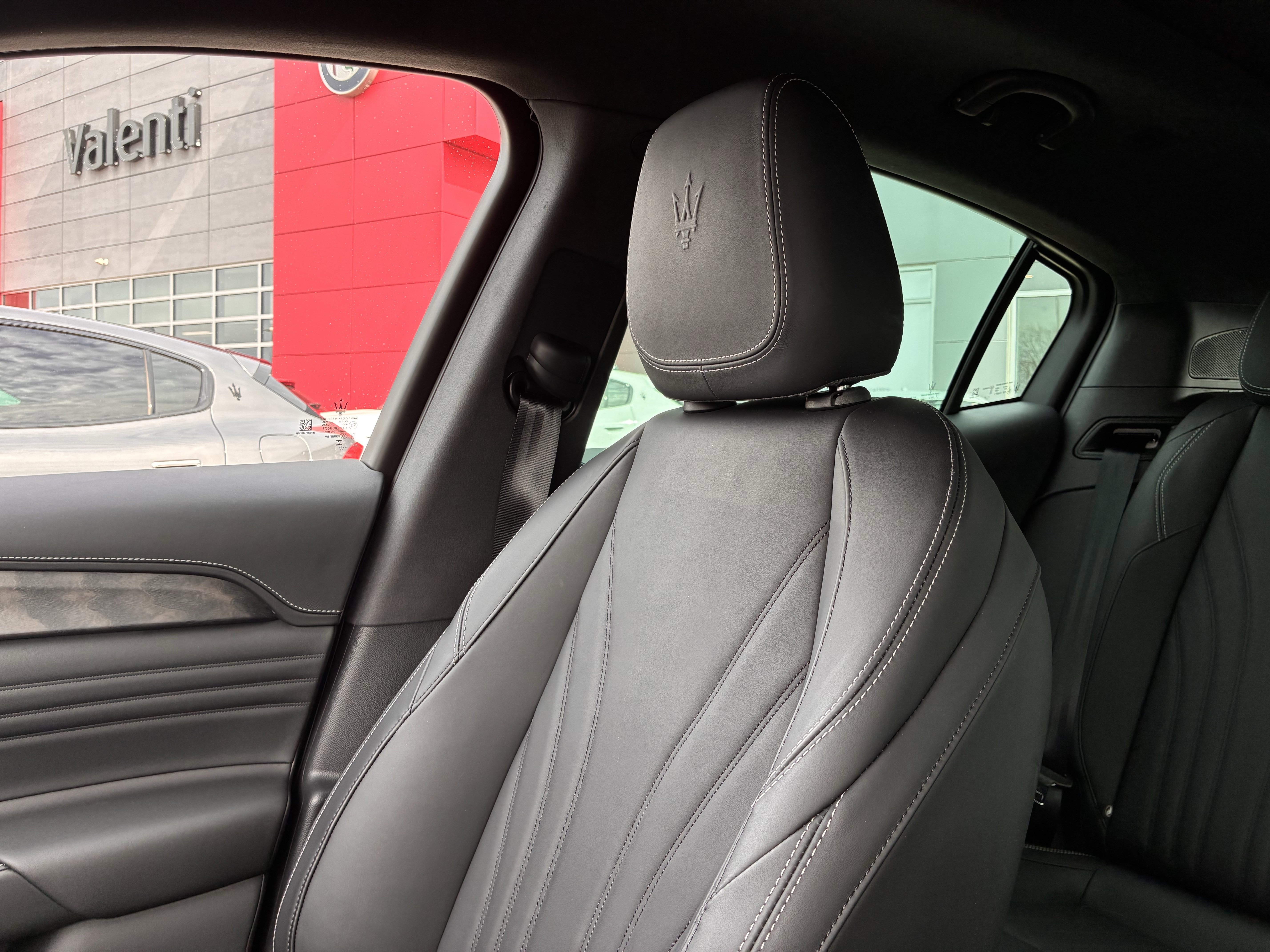 Used 2025 Maserati Grecale Modena AWD/4WD image 27