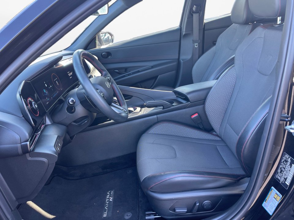 Certified 2025 Hyundai Elantra N Line image 9