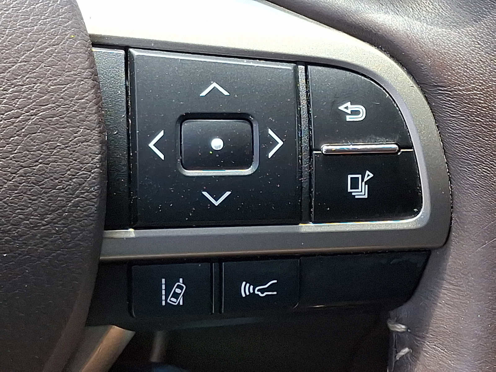 Used 2018 Lexus ES 350 w/ Navigation System Package FWD image 39