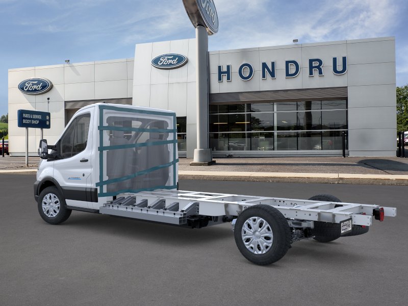 New 2025 Ford E-Transit RWD image 25