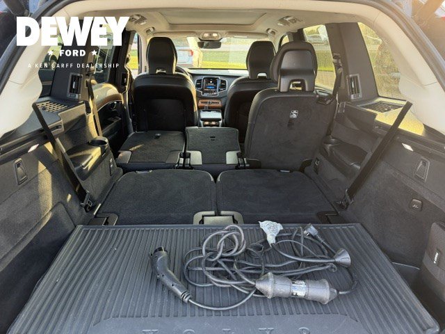 Used 2023 Volvo XC90 T8 Plus w/ Protection Package Premier AWD/4WD image 32
