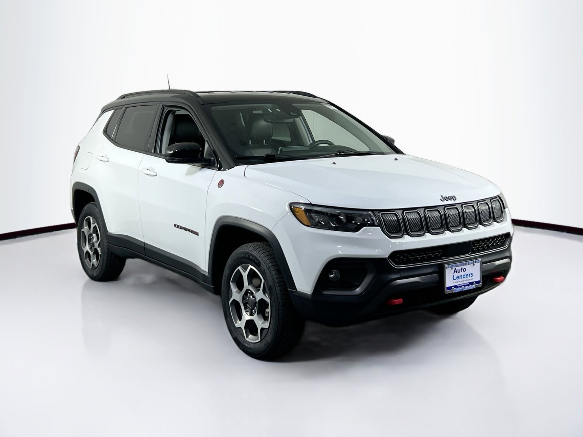 Used 2022 Jeep Compass Trailhawk w/ Trailhawk Convenience Group AWD/4WD image 3