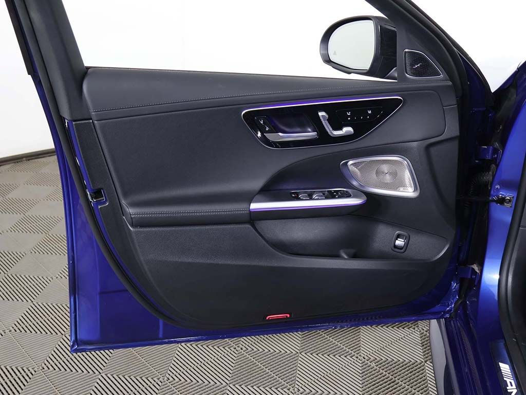 Used 2023 Mercedes-Benz C 43 AMG 4MATIC Sedan image 27