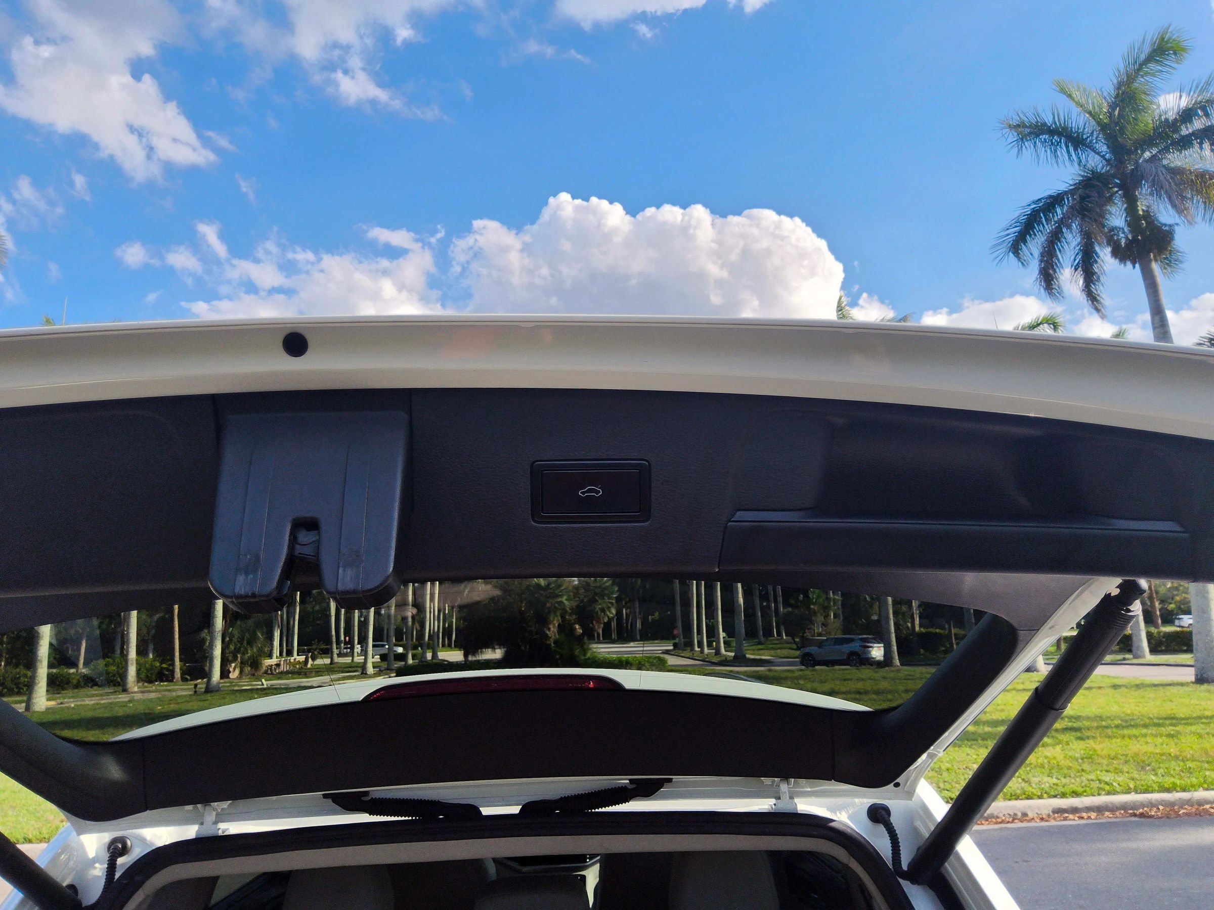 Used 2019 Volkswagen Atlas SEL Premium AWD/4WD image 59