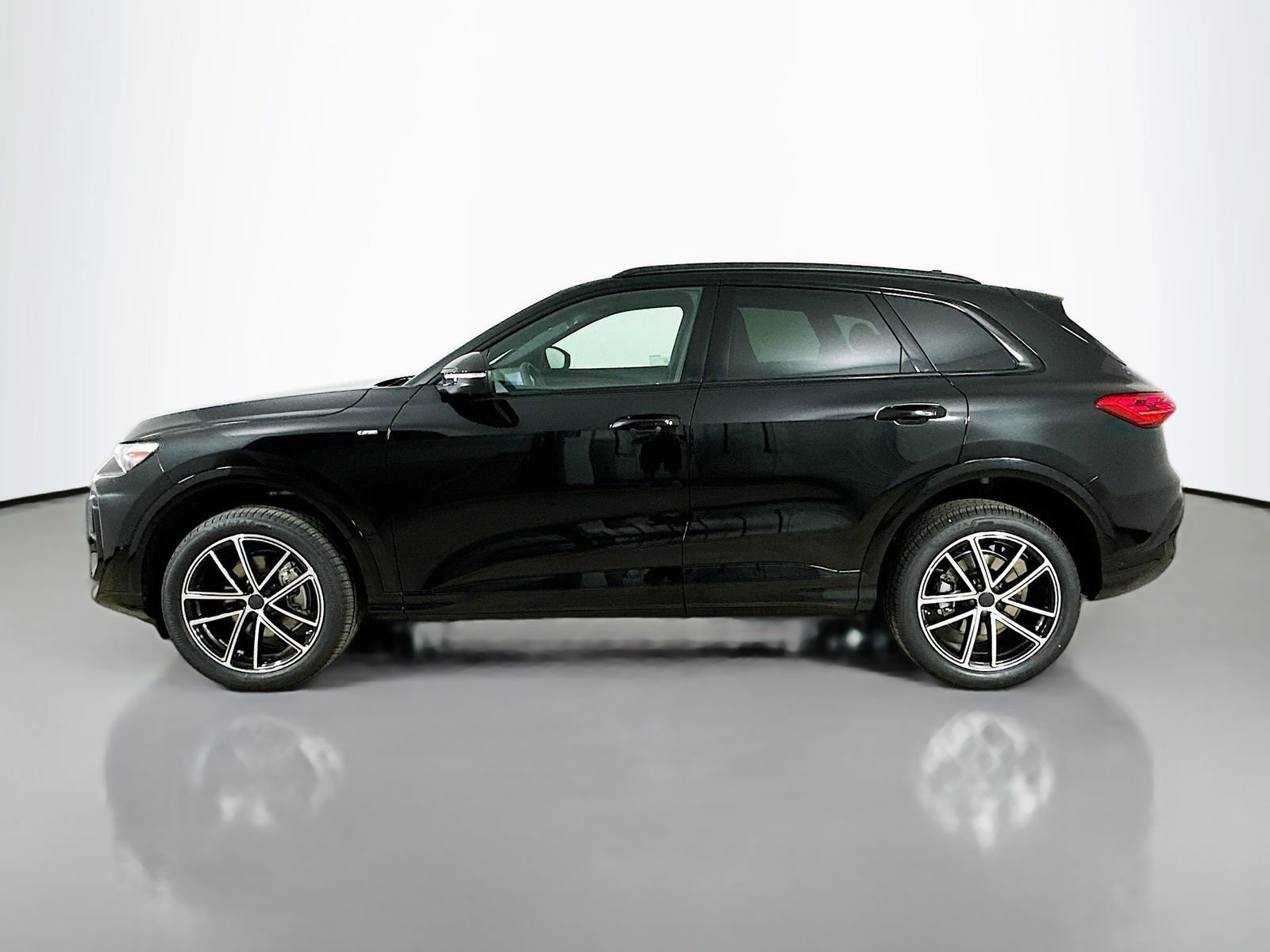New 2026 Audi Q5 Premium AWD/4WD image 8