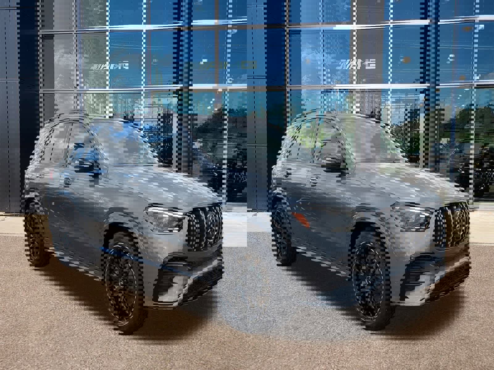 New 2026 Mercedes-Benz GLE 53 AMG 4MATIC image 6