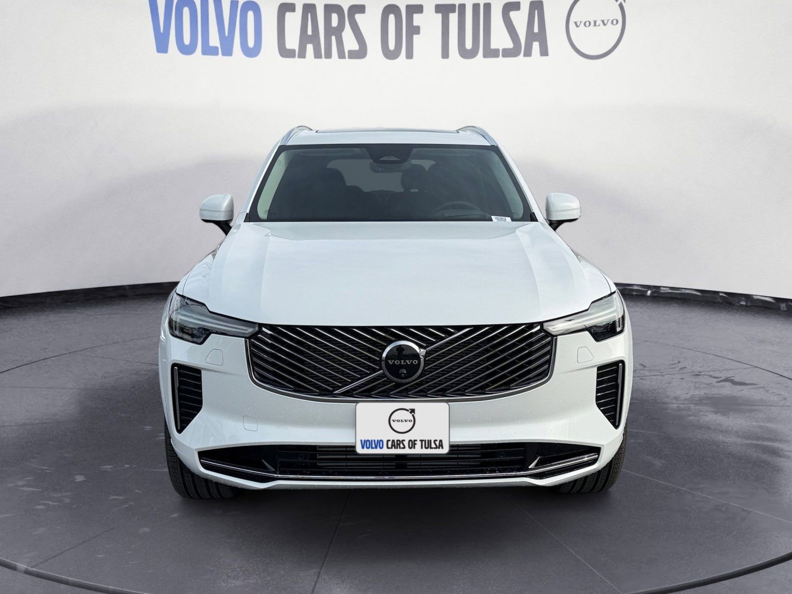 New 2025 Volvo XC90 T8 Ultra w/ Protection Package Premier image 8