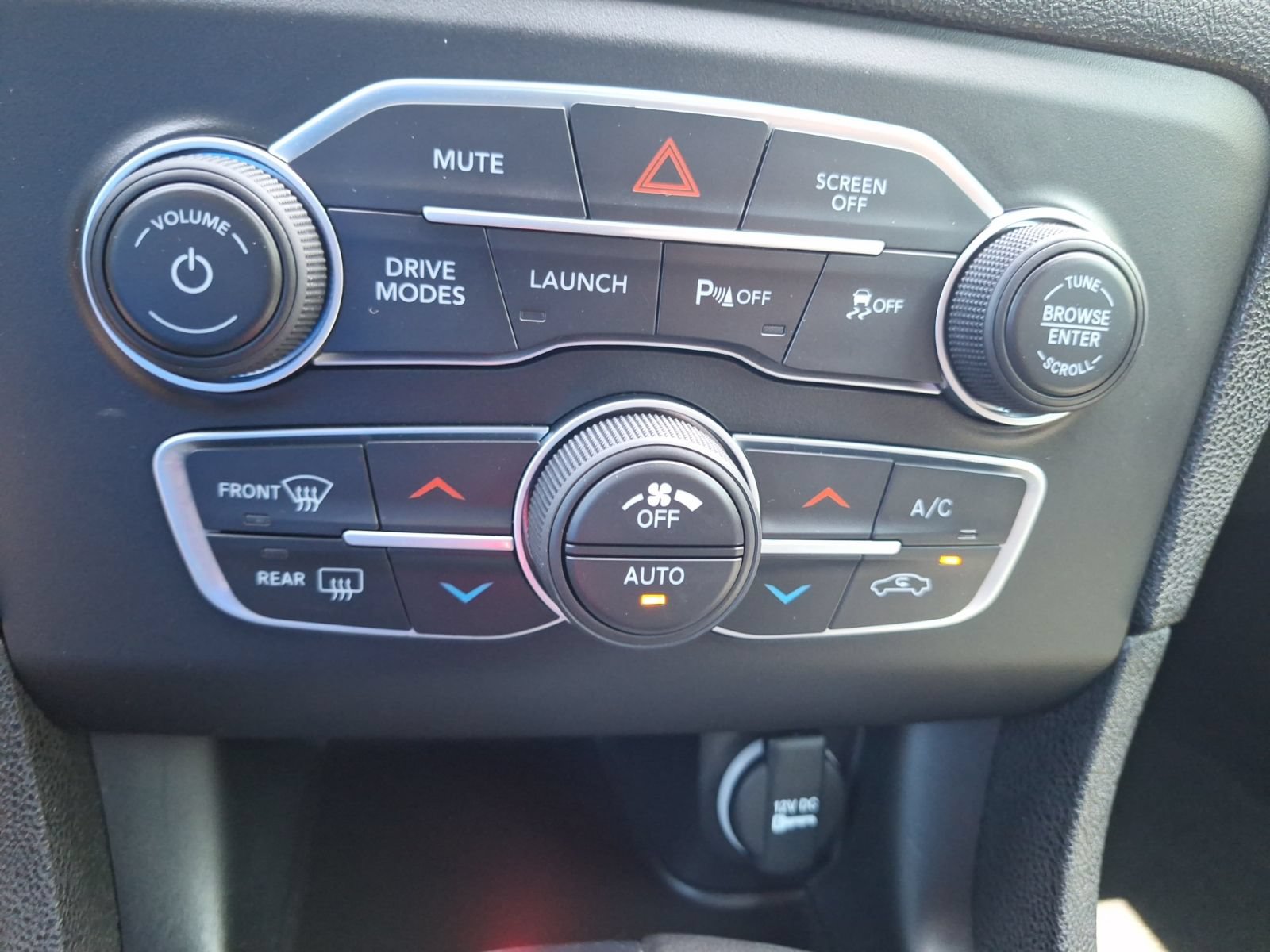 Used 2023 Dodge Charger Scat Pack w/ Harman/Kardon Audio Group RWD image 25