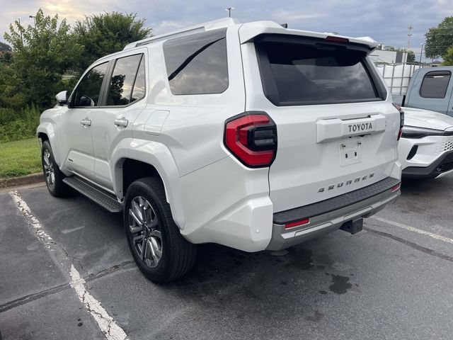 Used 2025 Toyota 4Runner Limited AWD/4WD image 10