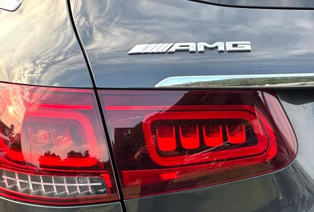 Certified 2021 Mercedes-Benz GLC 43 AMG 4MATIC image 11