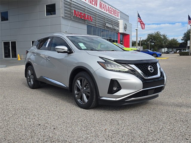Certified 2022 Nissan Murano Platinum w/ Cargo Package image 2