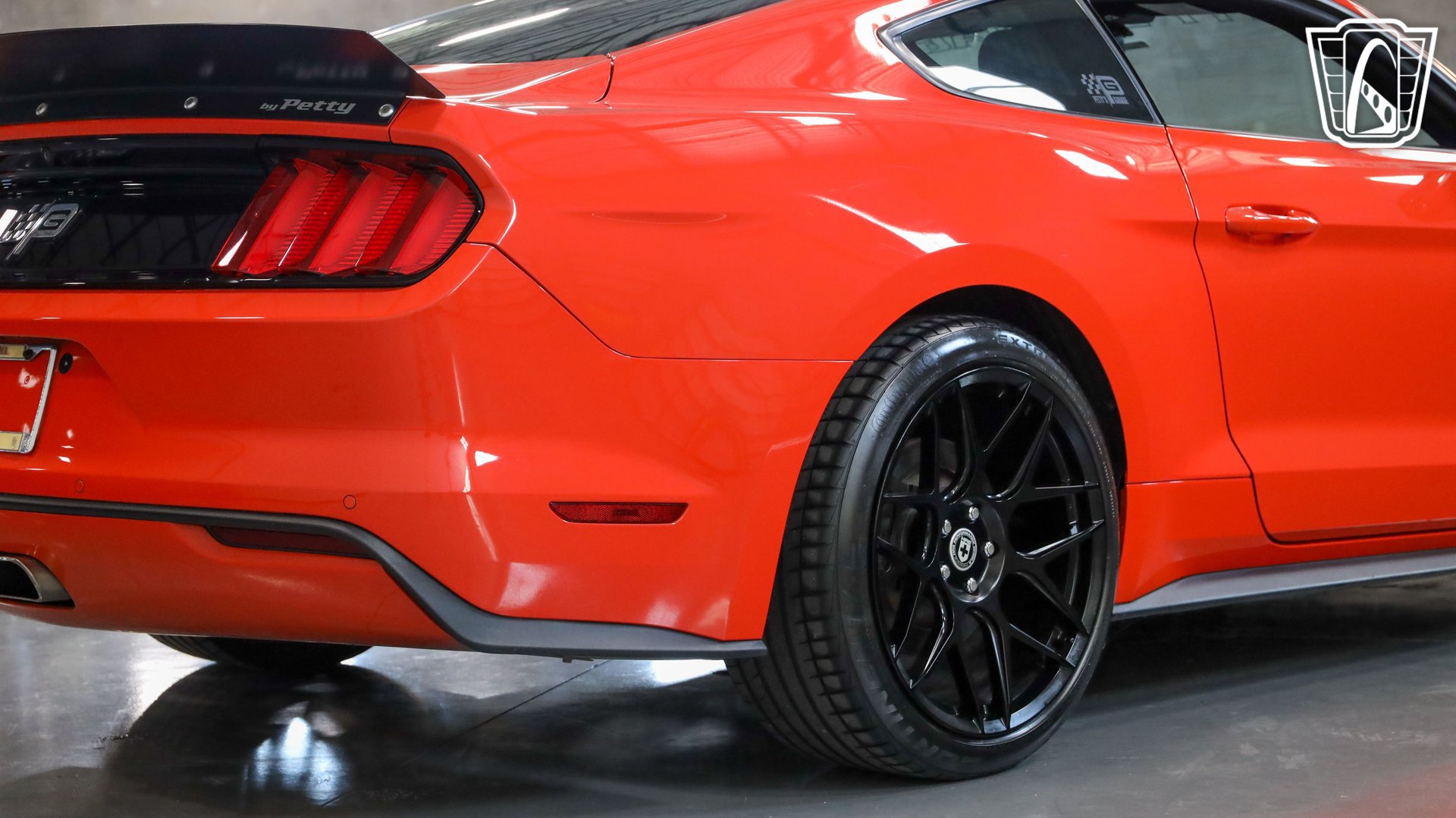 Used 2016 Ford Mustang GT Premium w/ GT Performance Package RWD image 39