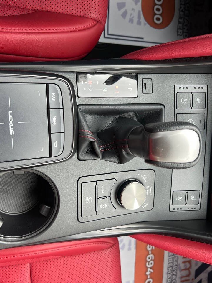 Used 2024 Lexus IS 500 RWD image 15
