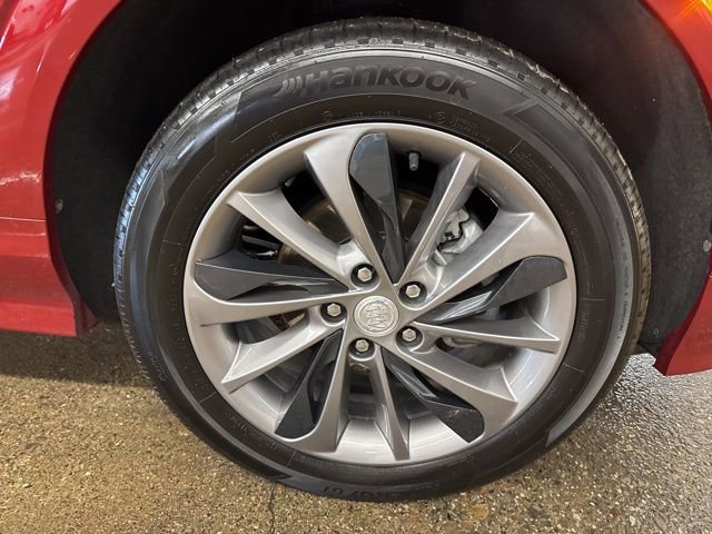 Used 2021 Buick Encore GX Select w/ Sport Touring Package image 9