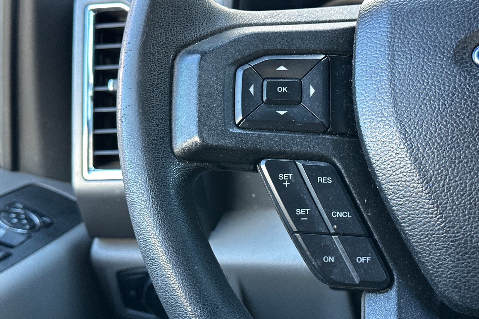 Used 2018 Ford F250 XLT image 33