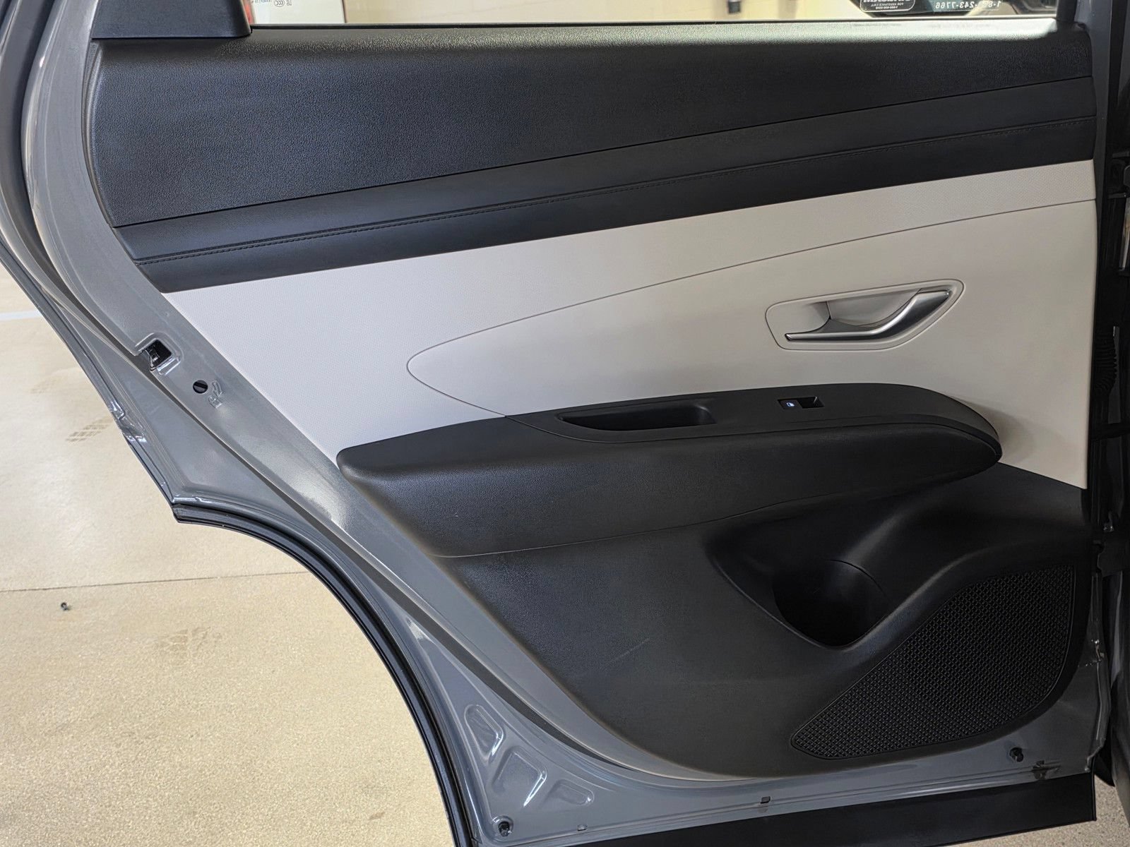 Certified 2025 Hyundai Tucson SE FWD image 13
