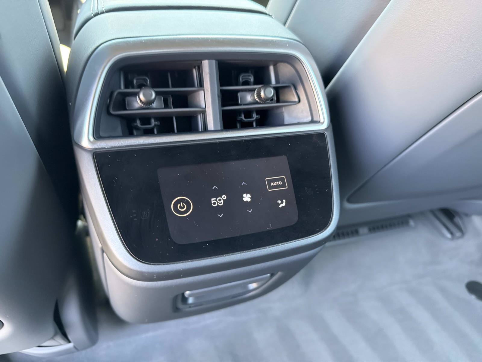 Used 2024 Lucid Air Touring AWD/4WD image 9
