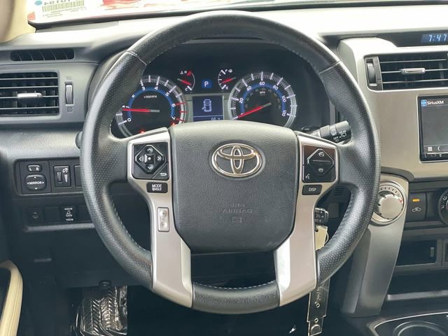 Used 2014 Toyota 4Runner SR5 image 7