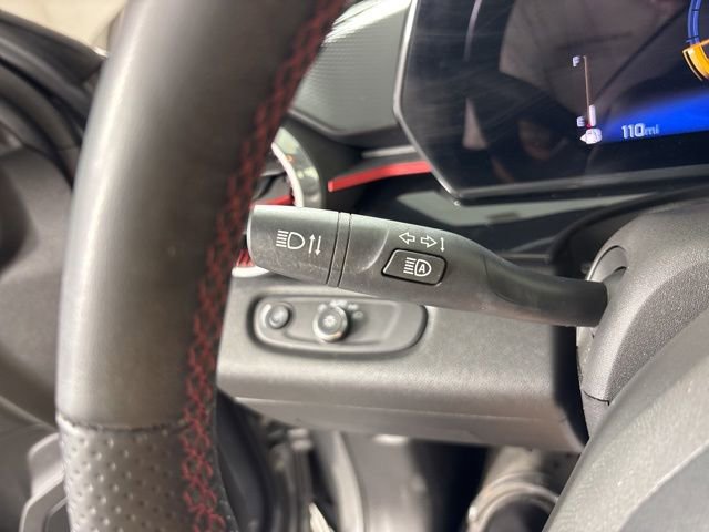 Used 2024 Chevrolet Trax RS w/ Driver Confidence Package FWD image 12