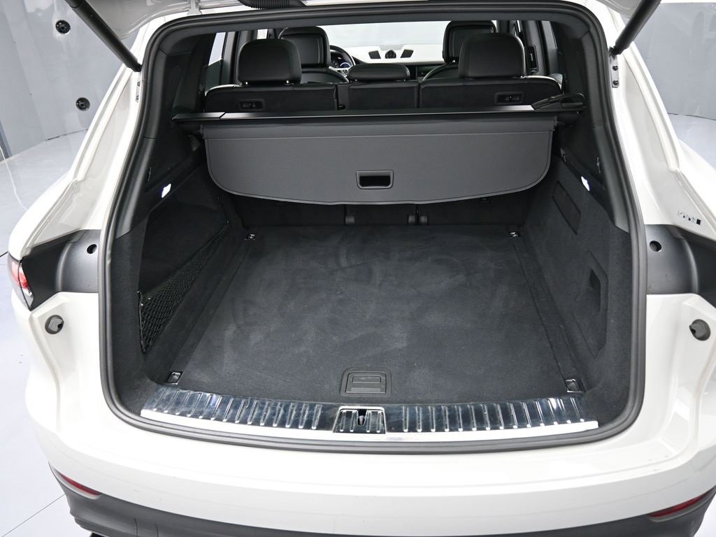 Certified 2023 Porsche Cayenne image 33