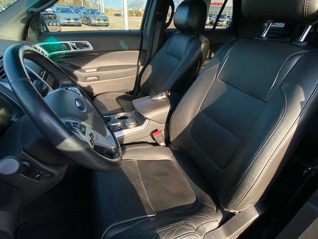 Used 2014 Ford Explorer Limited w/ Equipment Group 301A image 23