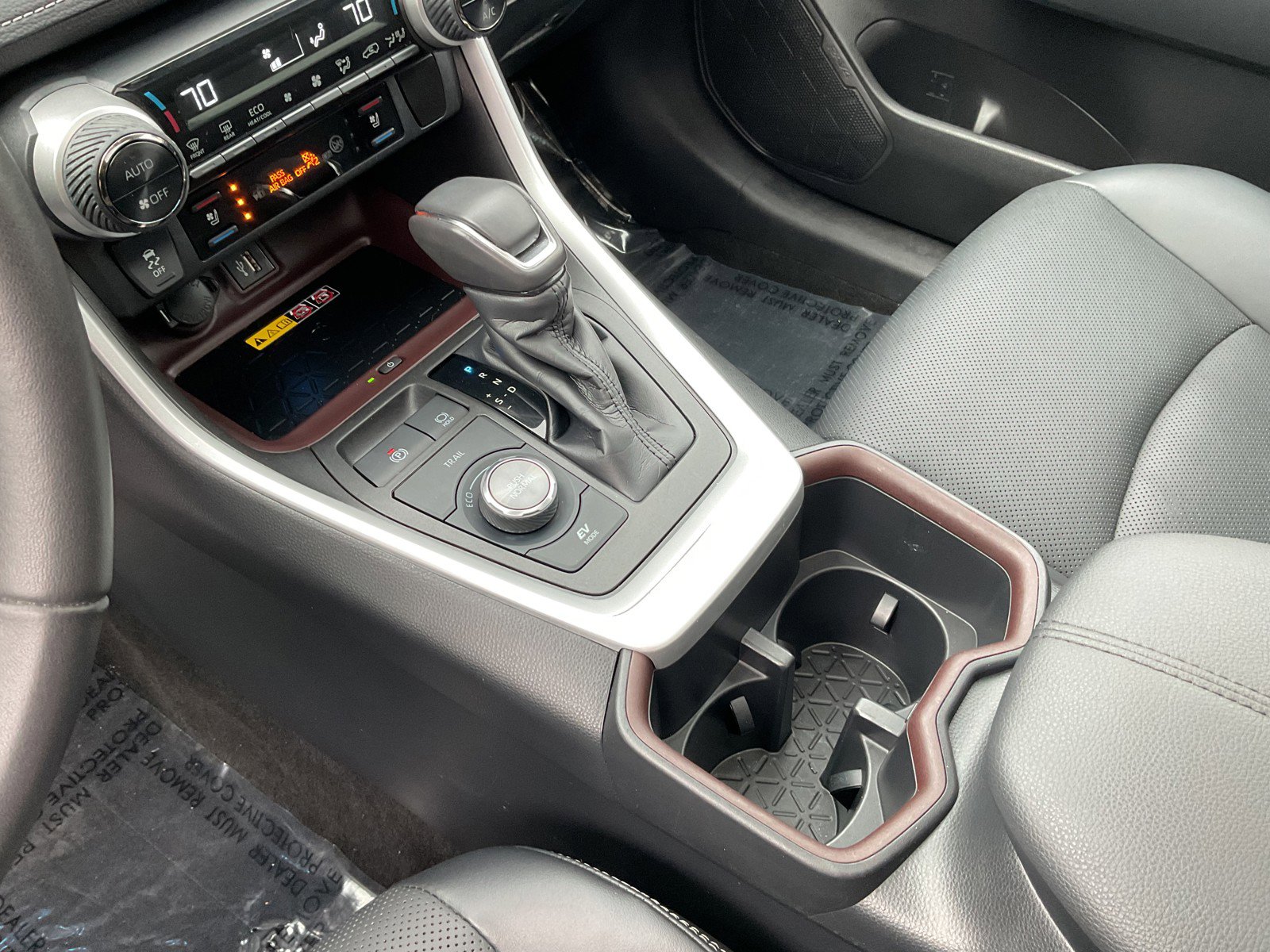 Used 2023 Toyota RAV4 Limited image 31