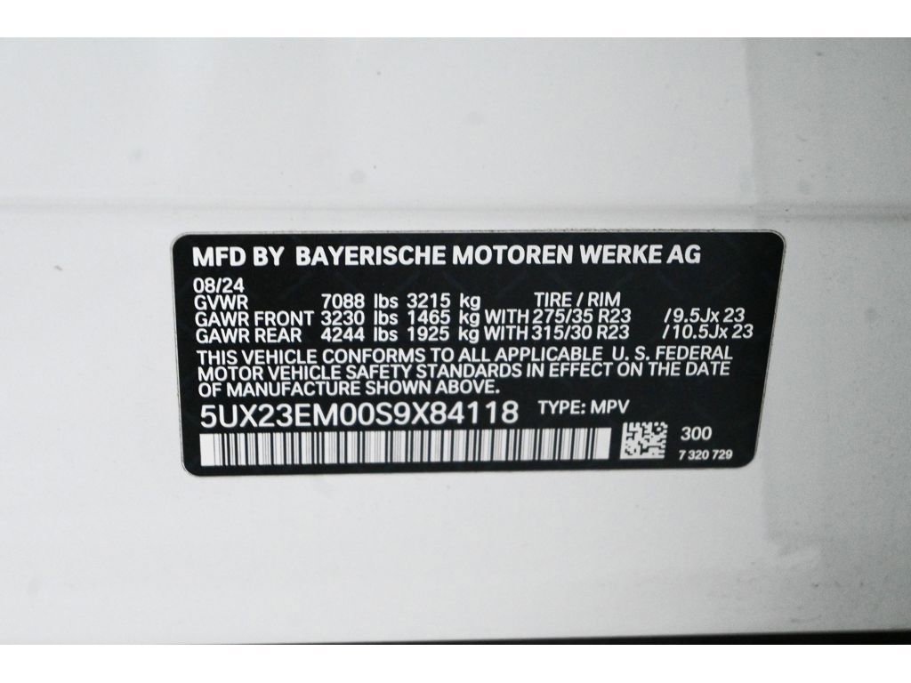 Used 2025 BMW X7 xDrive40i w/ Executive Package image 67