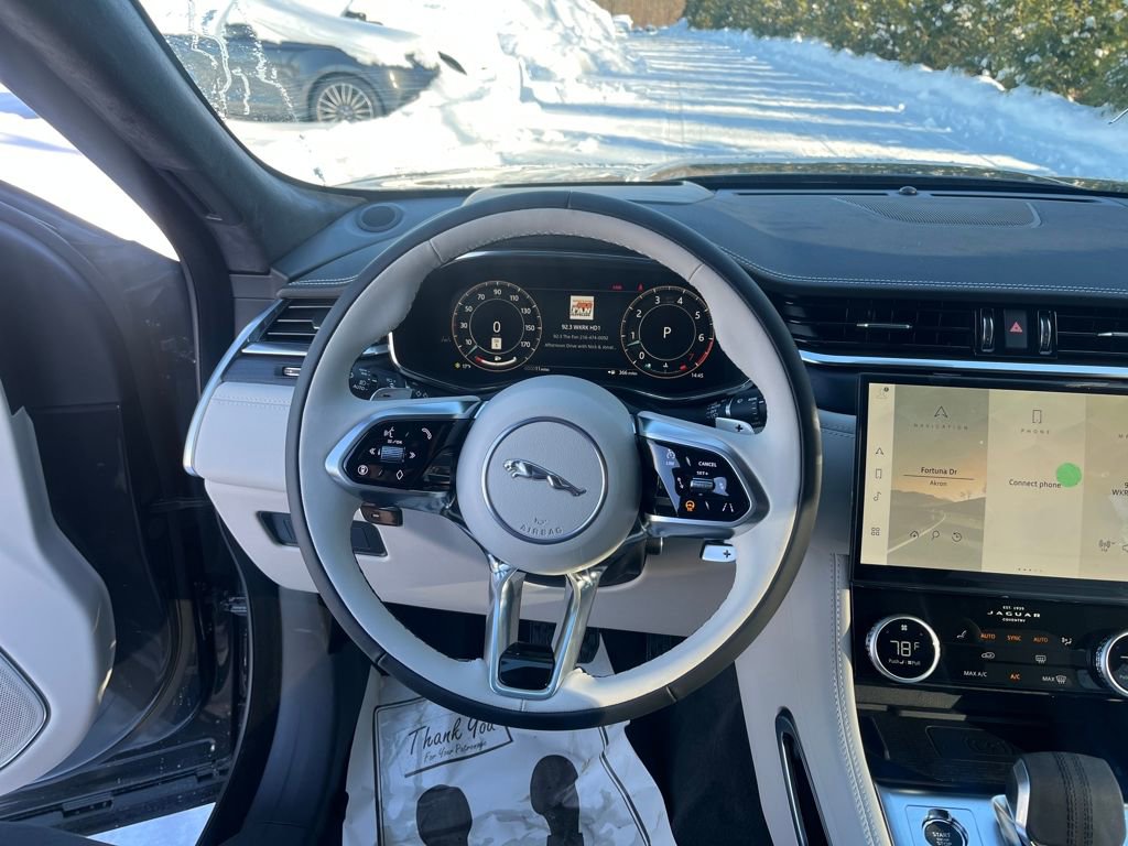 New 2026 Jaguar F-PACE R-Dynamic S image 13