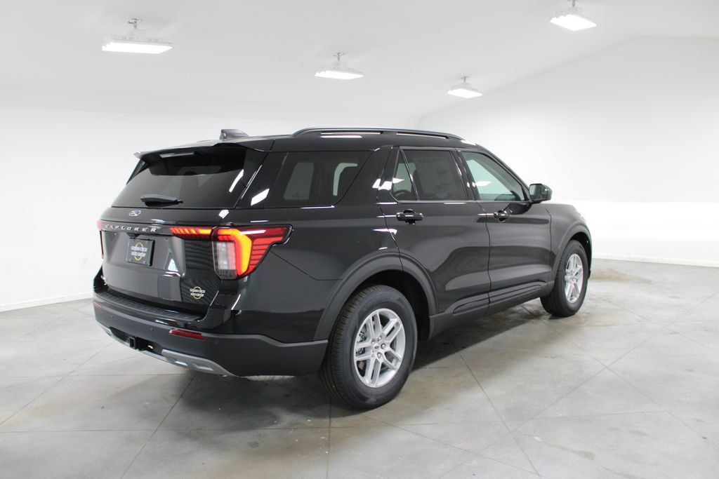 New 2026 Ford Explorer Active image 10