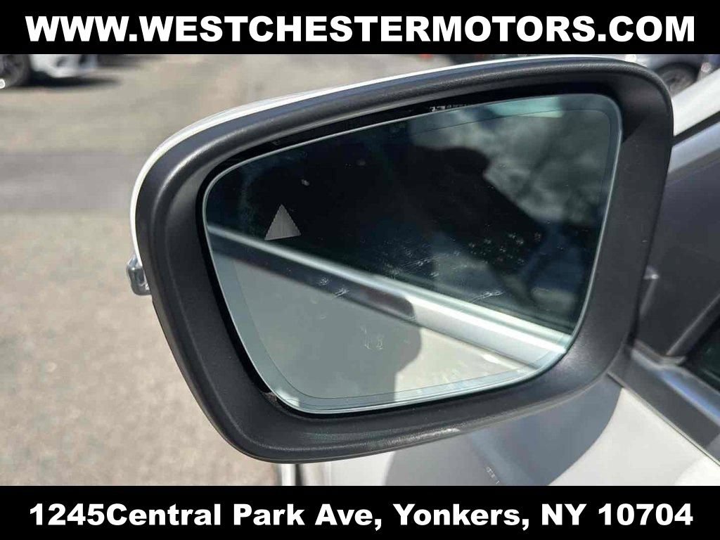 Used 2025 BMW 330i xDrive Sedan AWD/4WD image 28